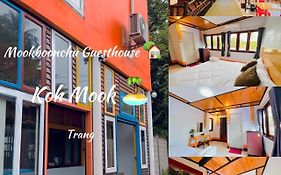 Mookboonchu Guesthouse ,Kohmook Trang